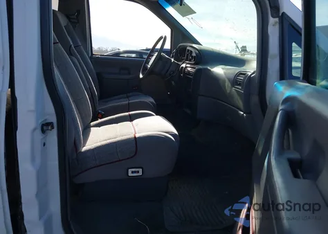 1996 Ford Aerostar from USA, damaged, VIN 1FMDA41X0TZC04472